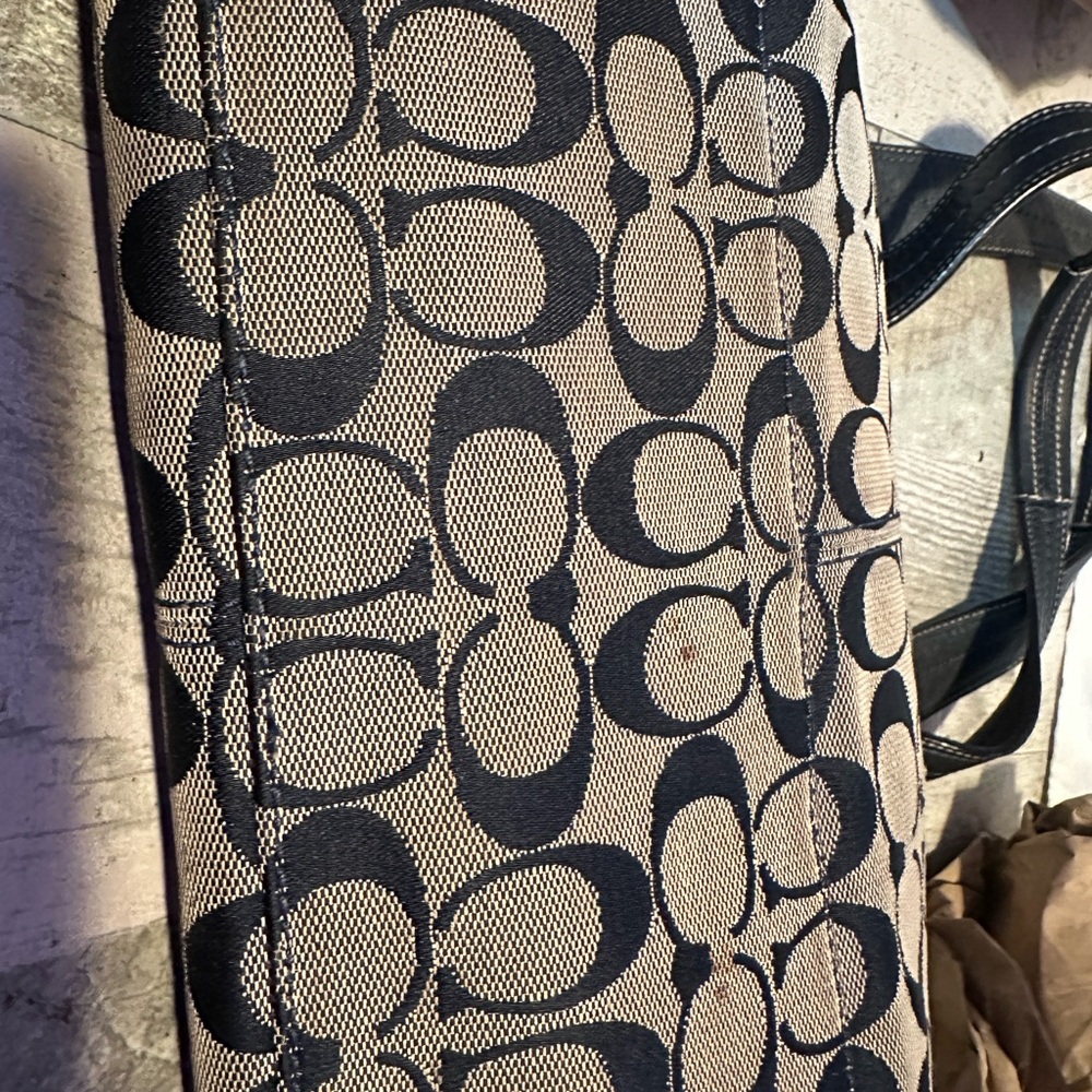 Coach Pleated Signature Soho Bag - Picture 11 of 15